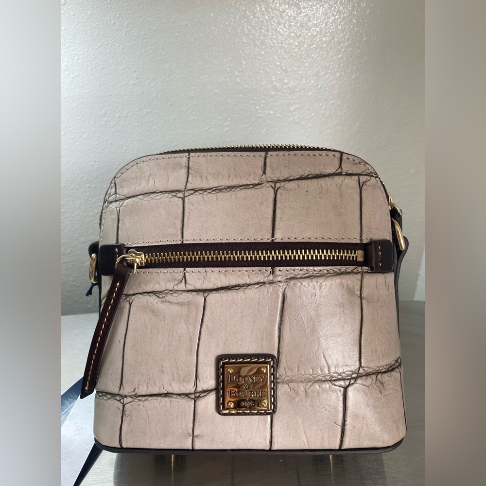 DOONEY AND BURKE…Cream Crossbody Bag